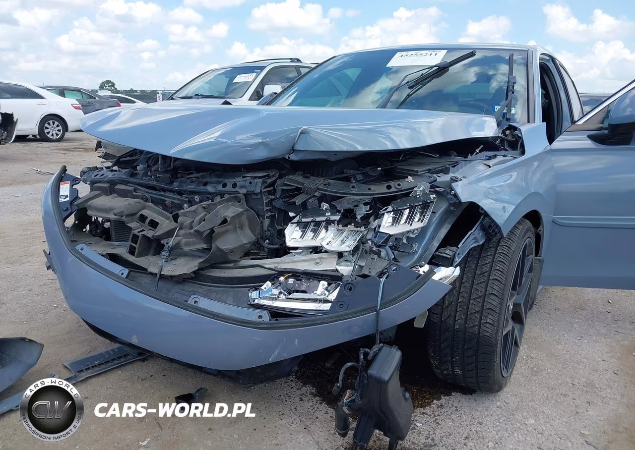 2023 Honda Civic Sport Touring VIN:19XFL1H88PE006325 - 6