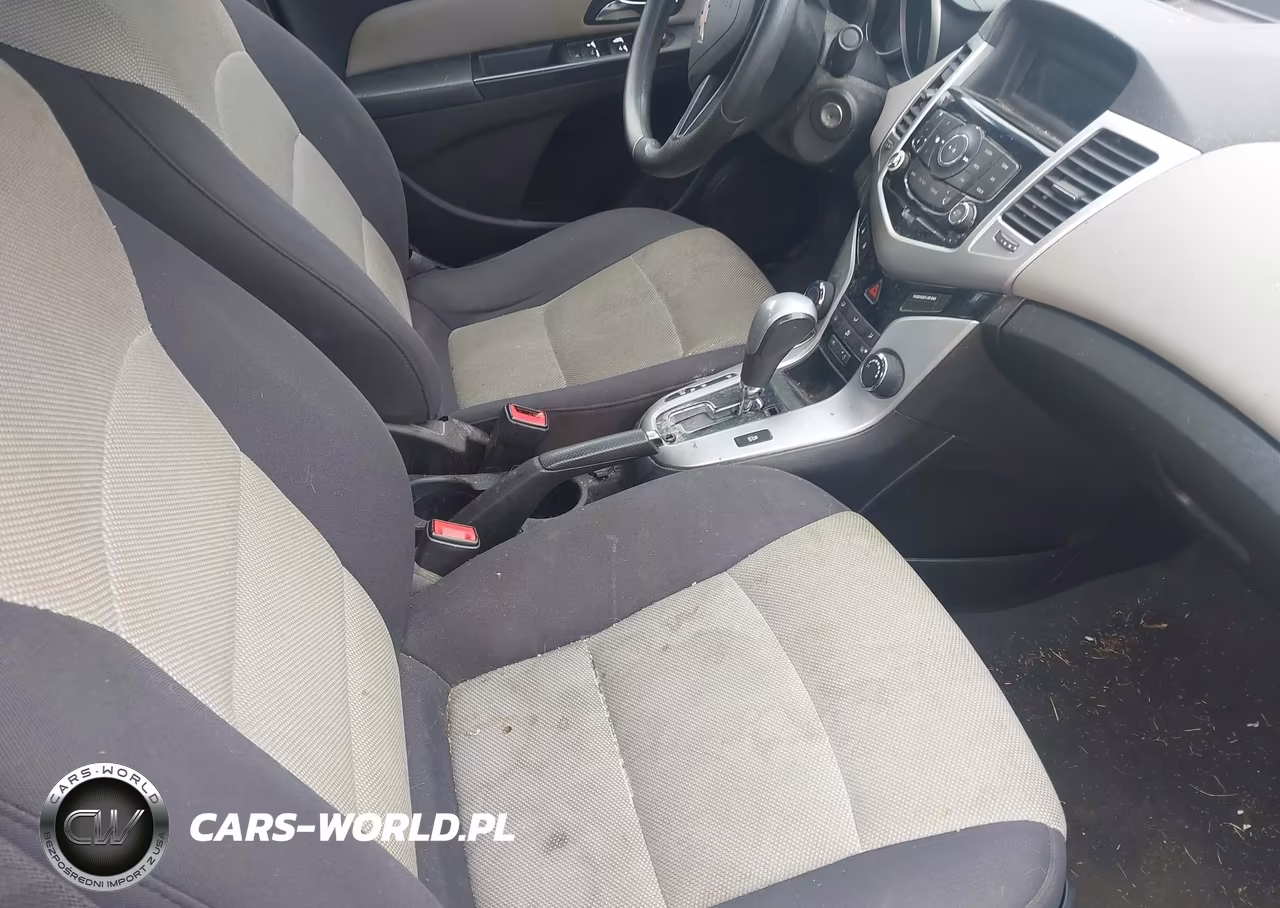 2014 Chevrolet Cruze Ls Auto VIN:1G1PA5SH2E7437808 - 5