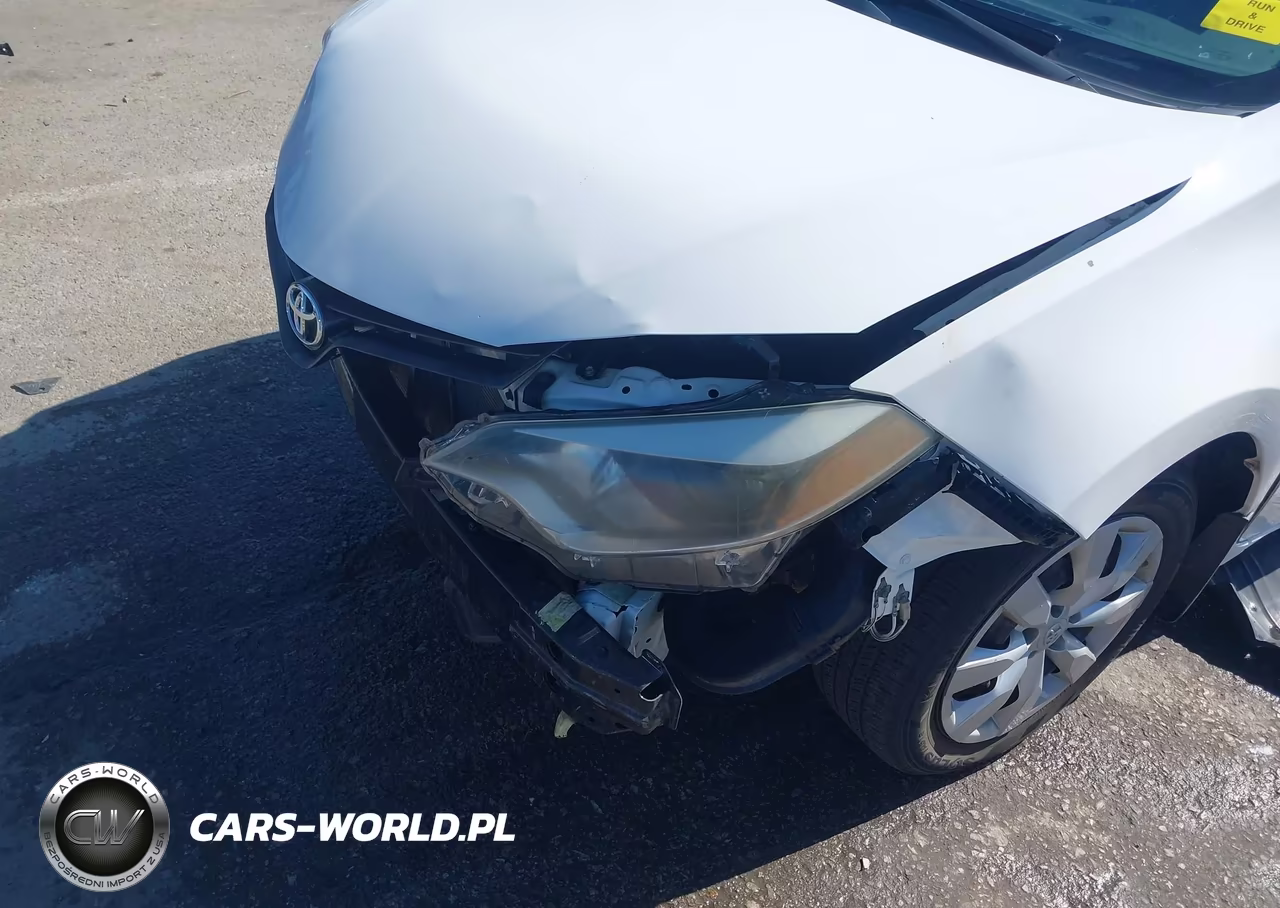 2016 Toyota Corolla Le VIN:5YFBURHEXGP562358 - 18