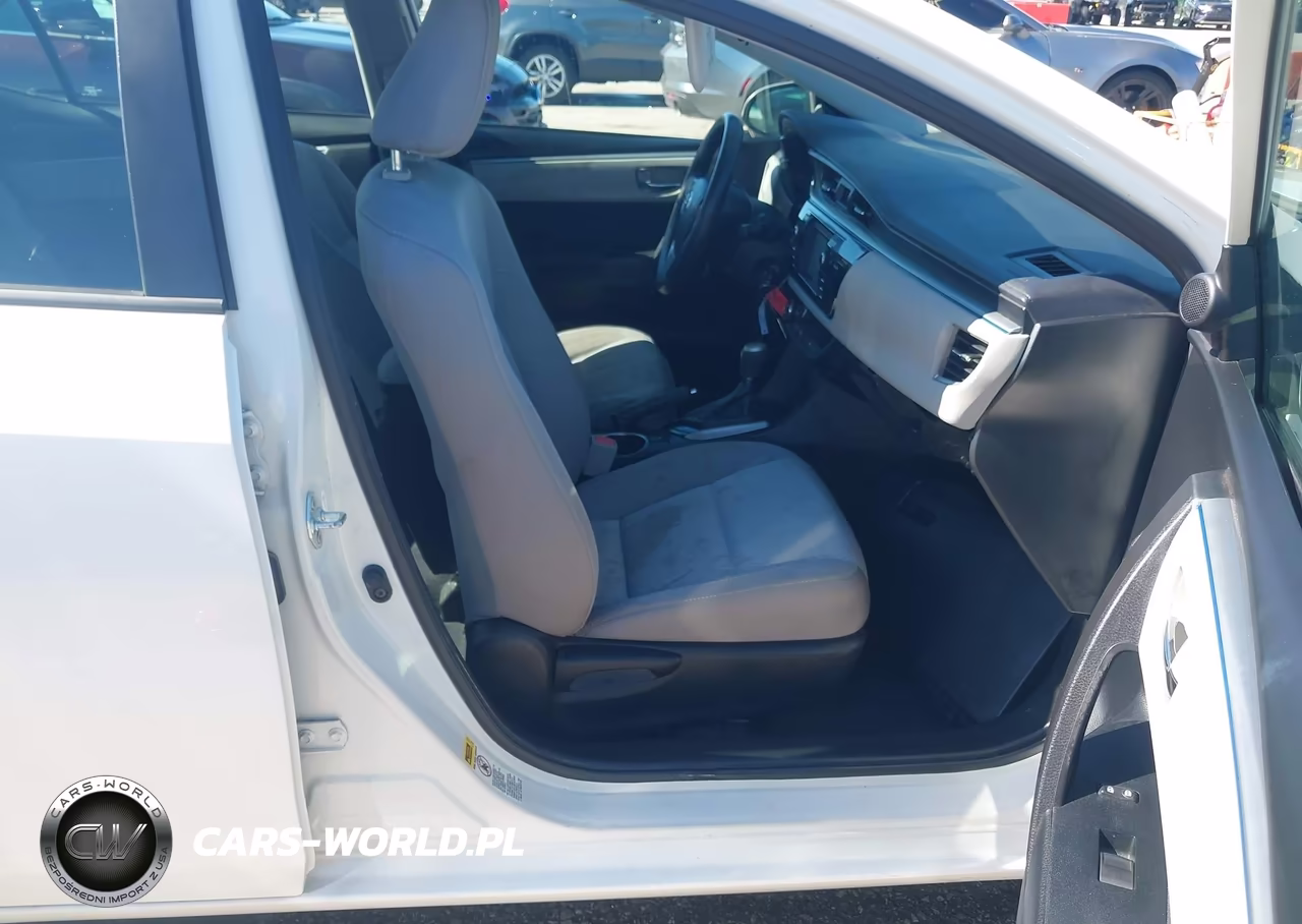 2016 Toyota Corolla Le VIN:5YFBURHEXGP562358 - 5