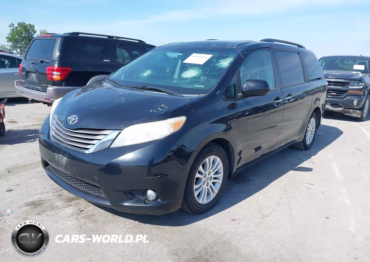 2015 Toyota Sienna Xle 8 Passenger VIN:5TDYK3DCXFS669370 - 2