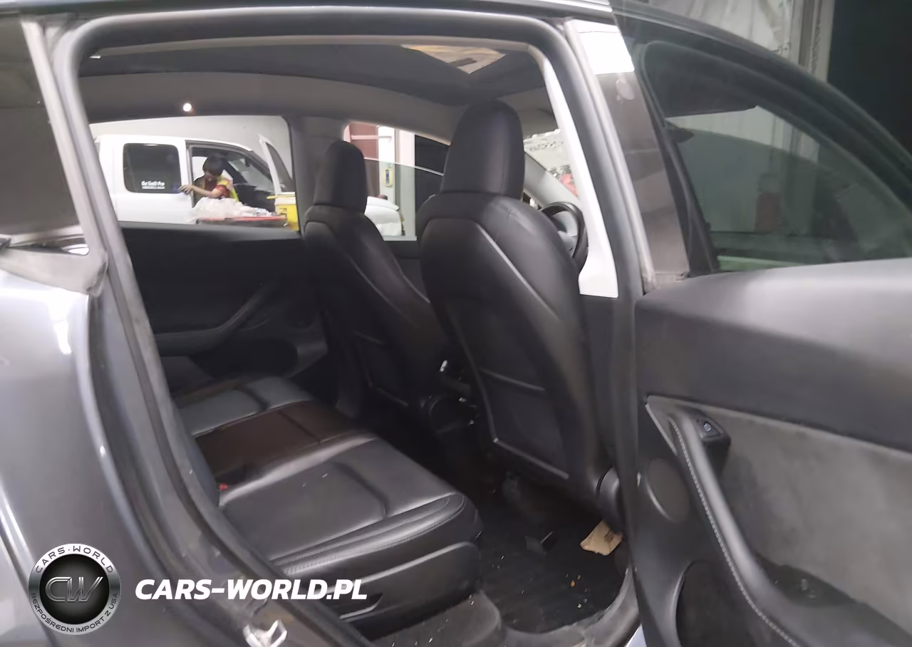 2023 Tesla Model Y VIN:7SAYGAEE2PF791476 - 8
