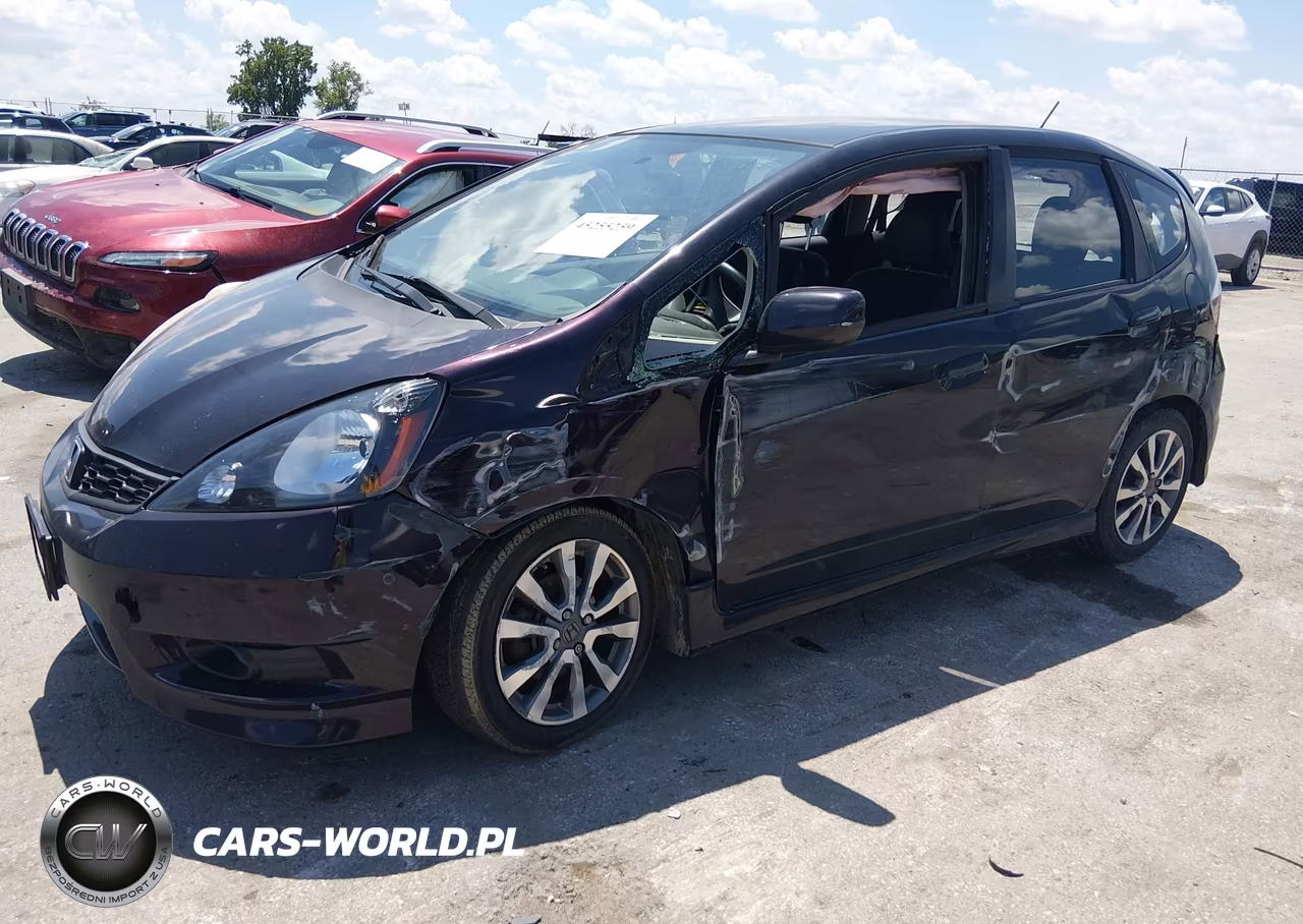 2013 Honda Fit Sport VIN:JHMGE8G52DC064284 - 2