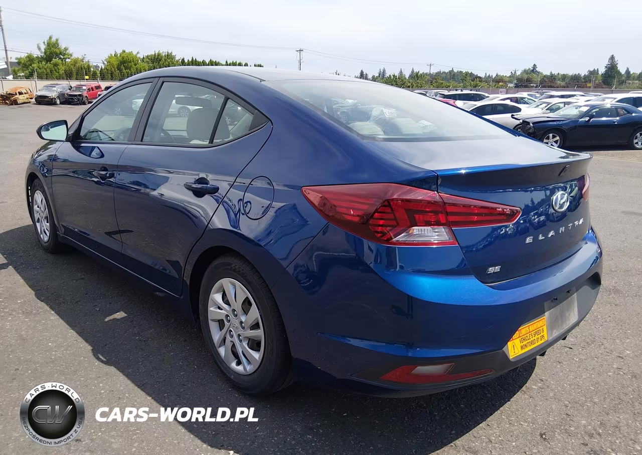 2019 Hyundai Elantra Se VIN:5NPD74LF2KH486966 - 3