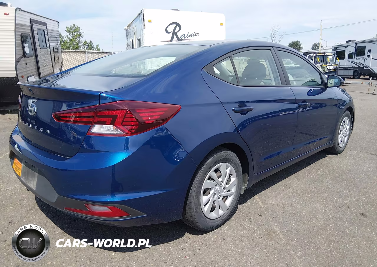 2019 Hyundai Elantra Se VIN:5NPD74LF2KH486966 - 4