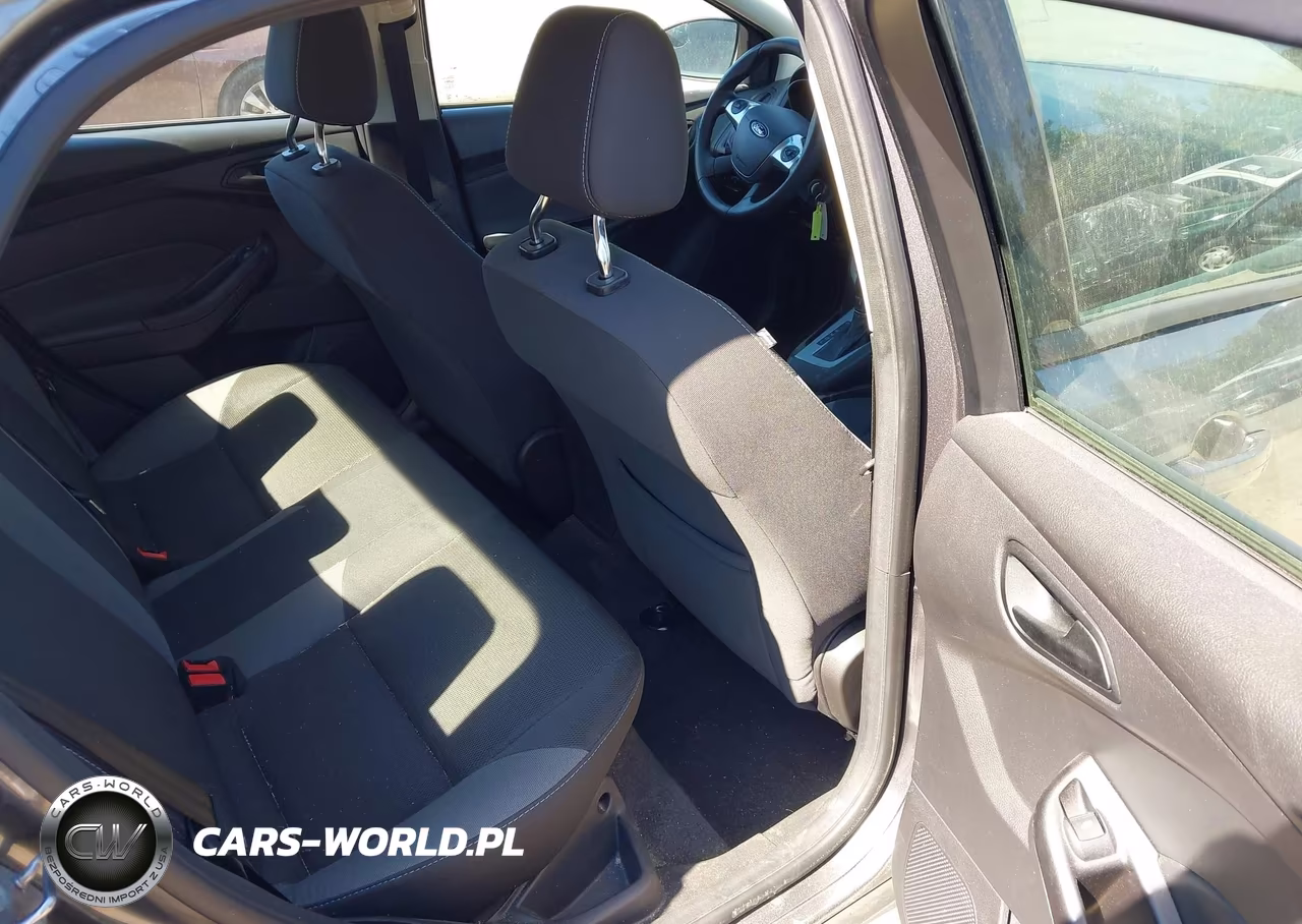2012 Ford Focus Se VIN:1FAHP3F2XCL355548 - 8