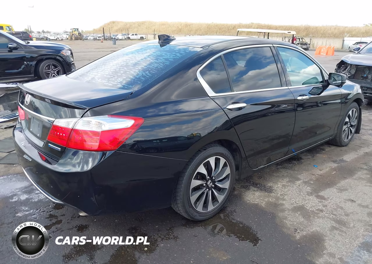 2015 Honda Accord Hybrid VIN:1HGCR6F32FA006376 - 4