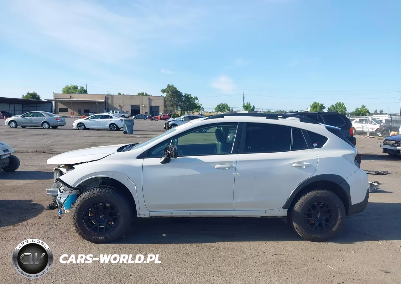 2018 Subaru Crosstrek 2.0I Premium VIN:JF2GTABC6J9290990 - 14