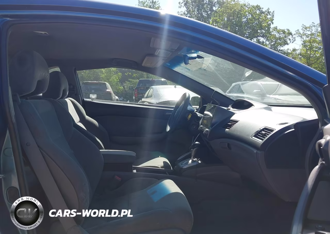 2008 Honda Civic Lx VIN:2HGFG12658H535167 - 5