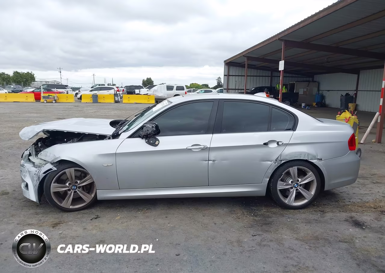 2011 BMW 335I VIN:WBAPM5G50BNN01118 - 14