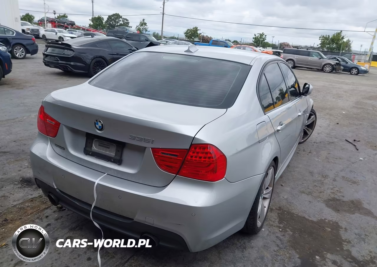 2011 BMW 335I VIN:WBAPM5G50BNN01118 - 4