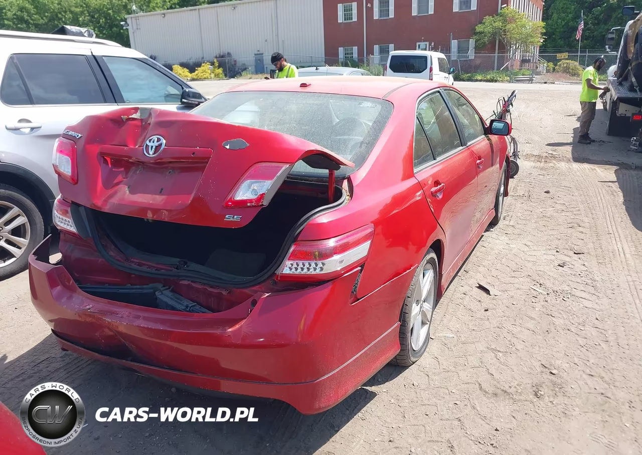 2010 Toyota Camry Se VIN:4T1BF3EKXAU515323 - 4