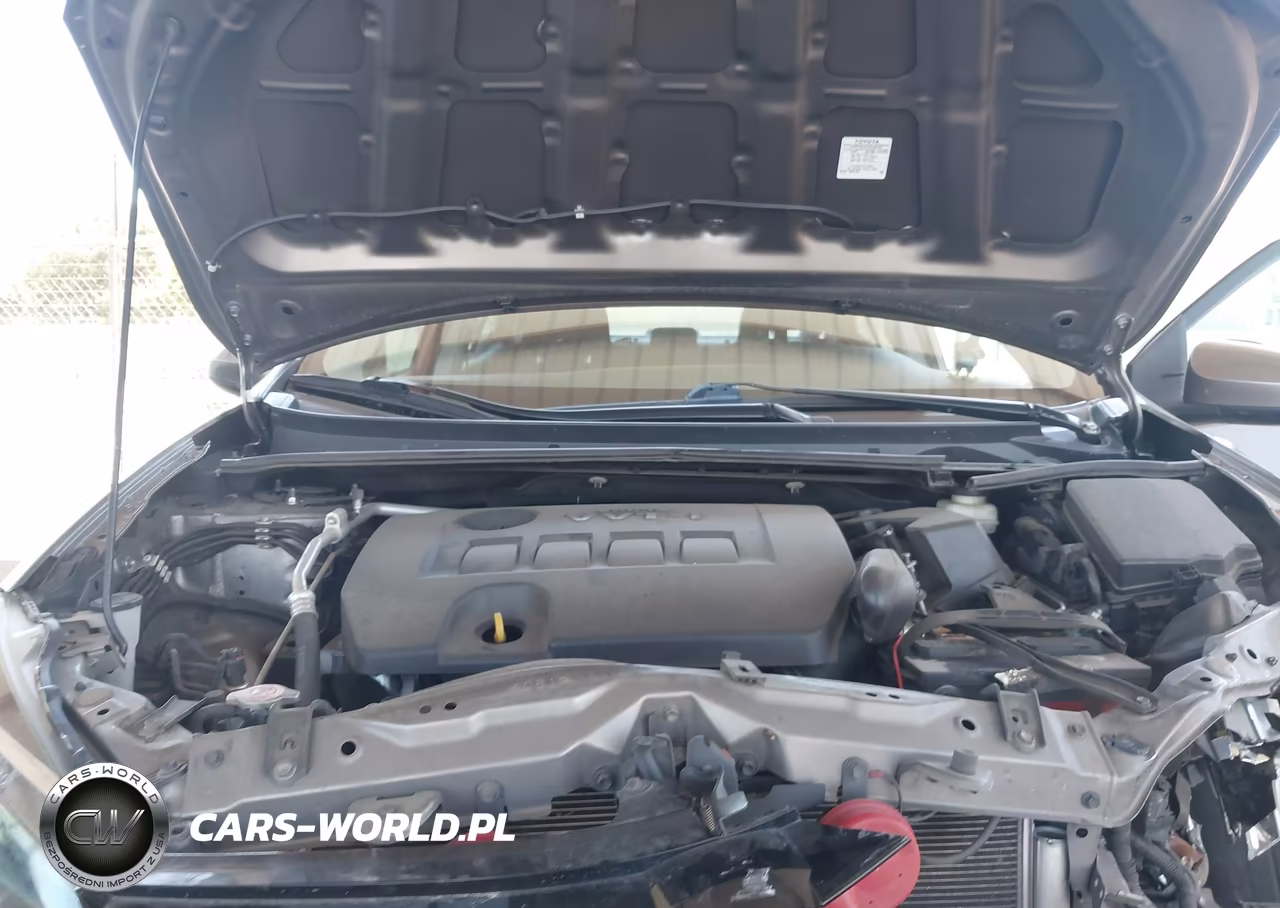 2017 Toyota Corolla Le VIN:5YFBURHE1HP715906 - 10