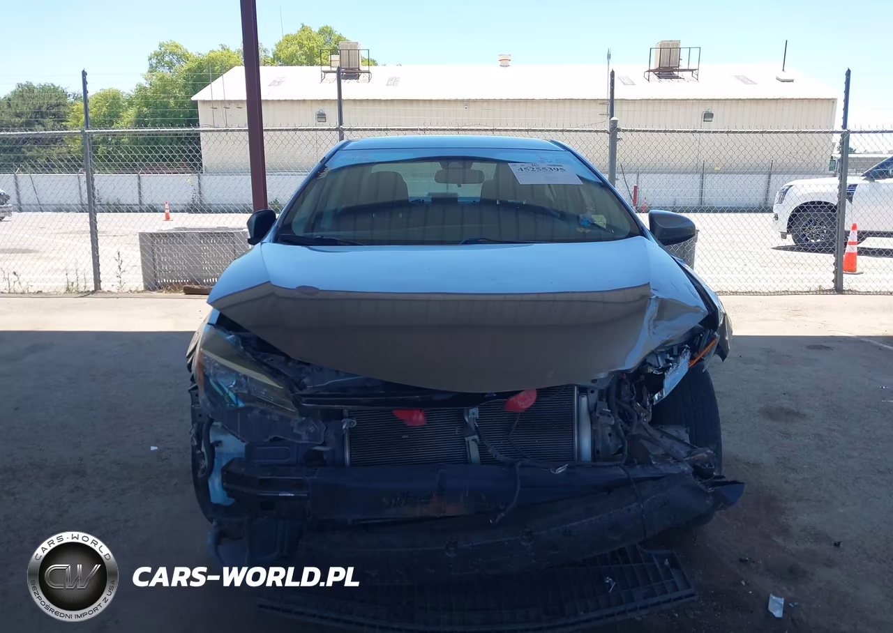 2017 Toyota Corolla Le VIN:5YFBURHE1HP715906 - 13