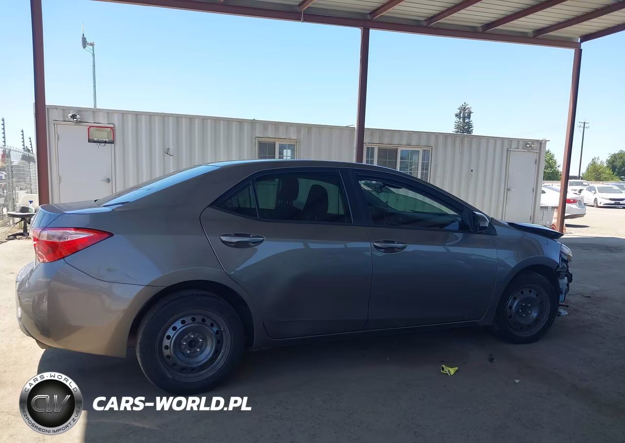 2017 Toyota Corolla Le VIN:5YFBURHE1HP715906 - 14