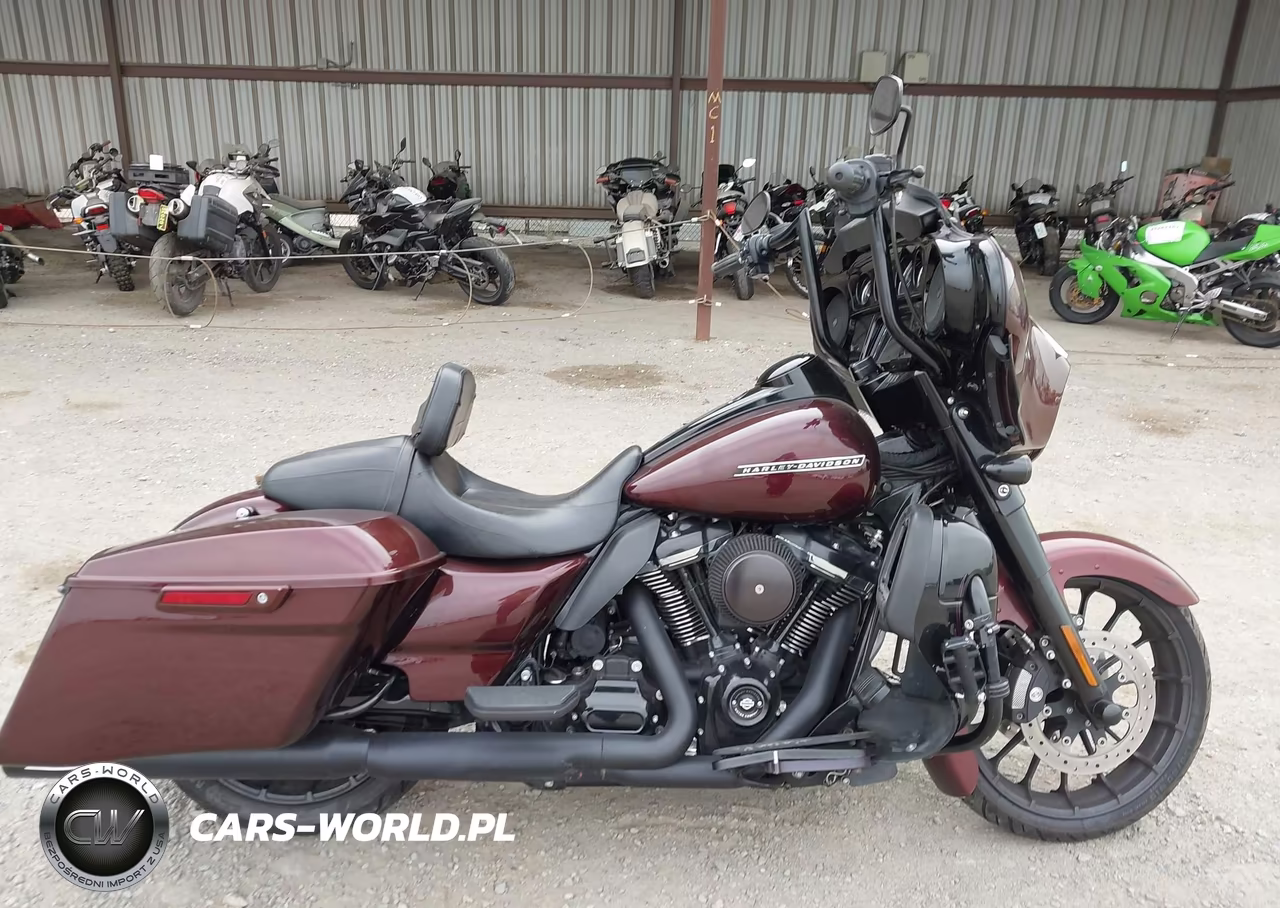 2018 Harley-Davidson Flhxs Street Glide Special VIN:1HD1KRC30JB641243 - 12