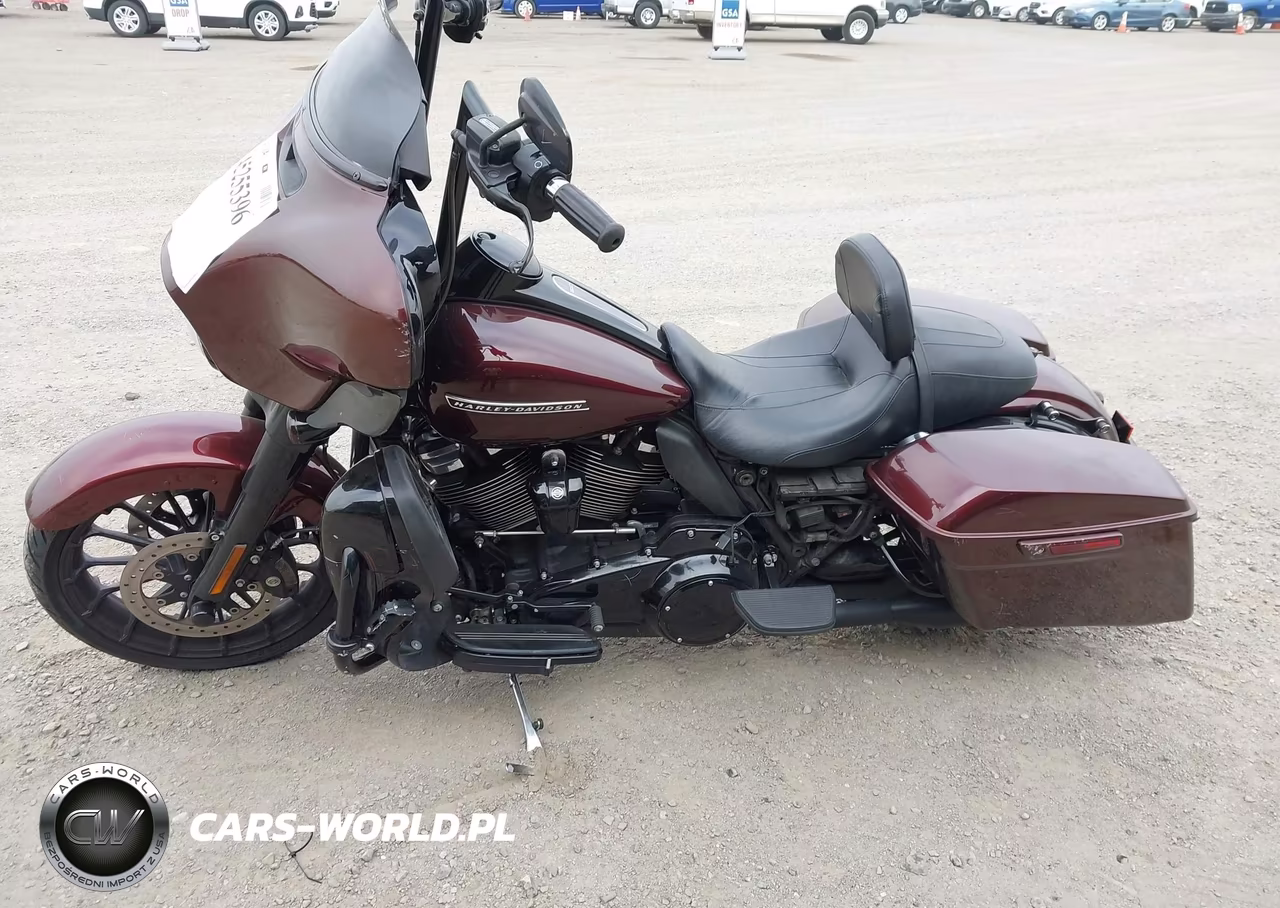 2018 Harley-Davidson Flhxs Street Glide Special VIN:1HD1KRC30JB641243 - 13