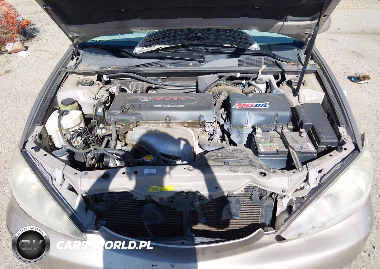 2005 Toyota Camry Le VIN:4T1BE32K85U979322 - 10