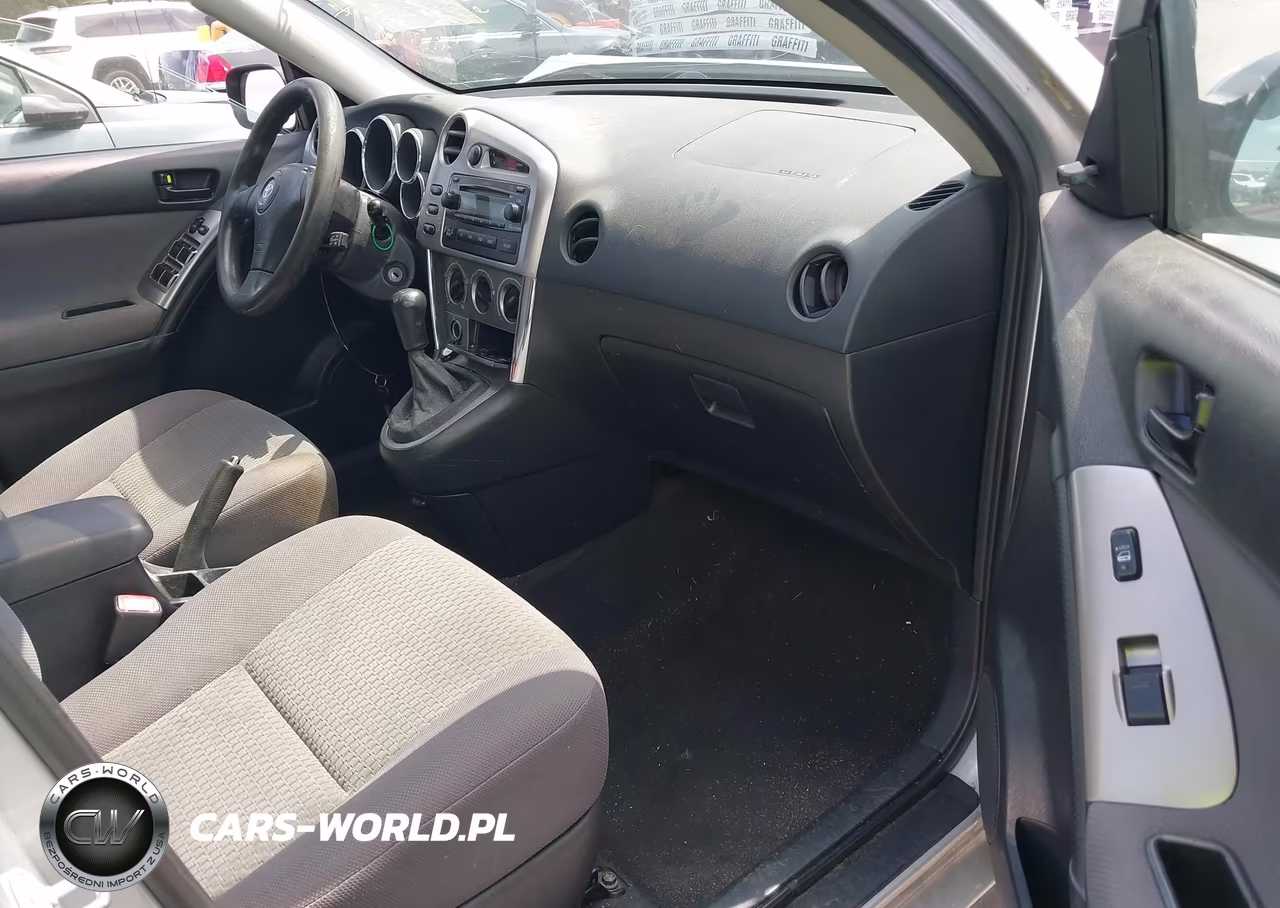 2006 Toyota Matrix VIN:2T1KR32E96C560980 - 5