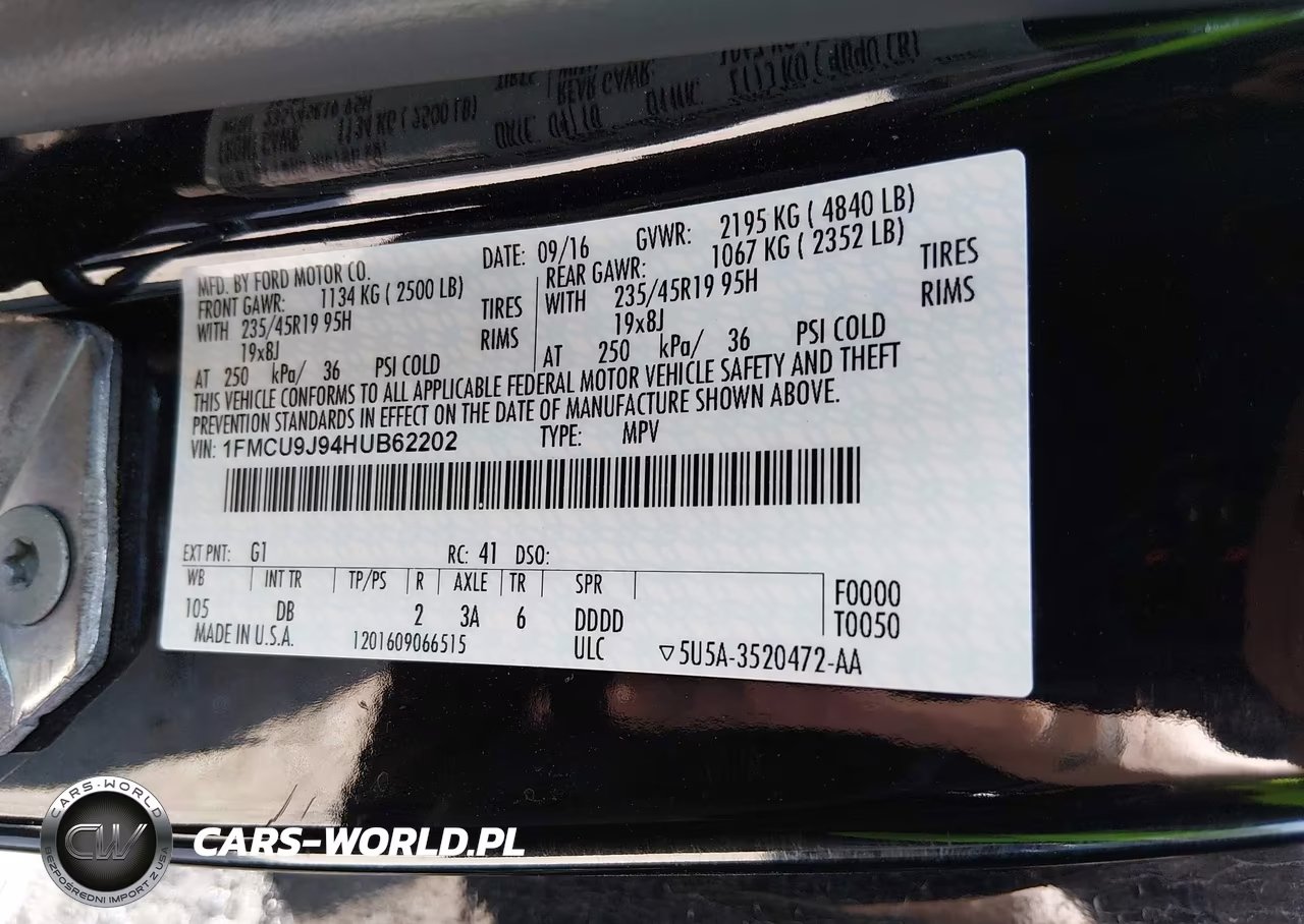 2017 Ford Escape Titanium VIN:1FMCU9J94HUB62202 - 9