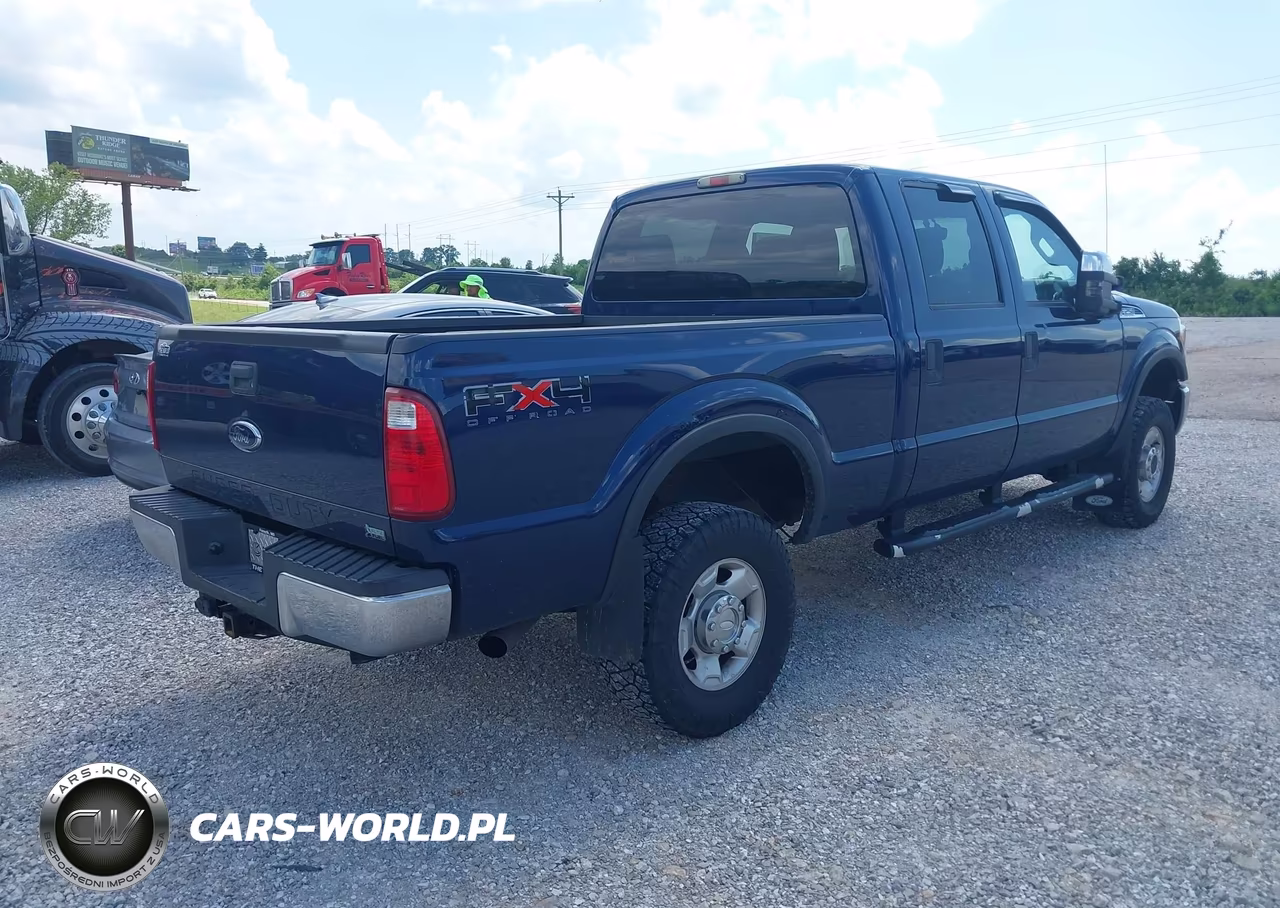 2011 Ford F-250 Xlt VIN:1FT7W2B68BEA20559 - 4