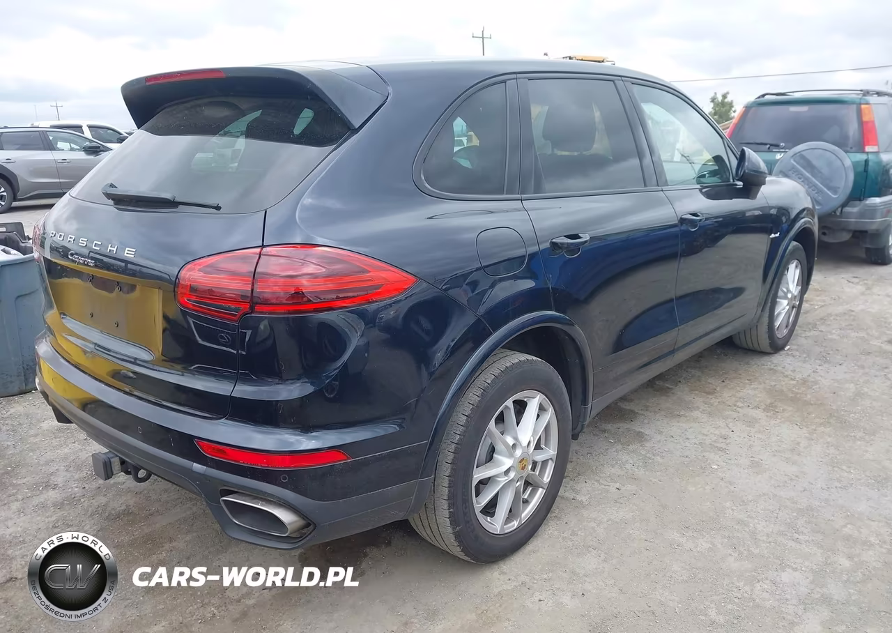 2015 Porsche Cayenne Diesel VIN:WP1AF2A2XFLA39604 - 4