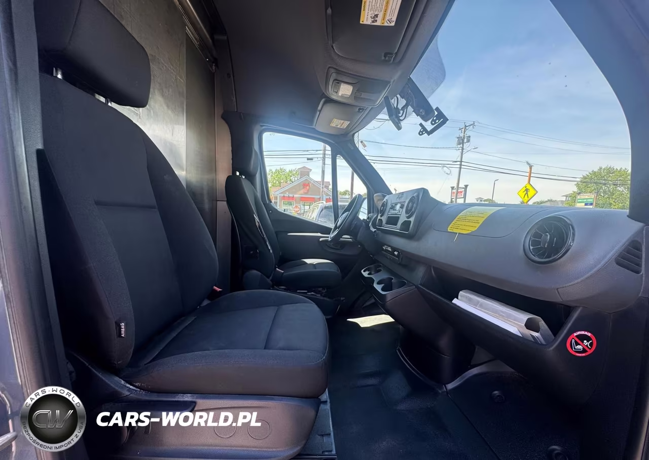 2019 Mercedes-Benz Sprinter 2500 VIN:WD4PF1CD7KP151371 - 5
