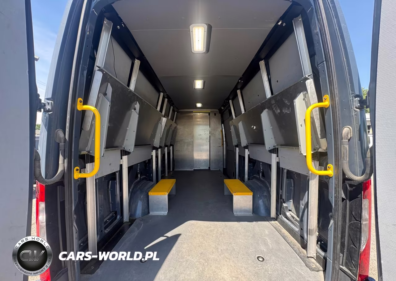 2019 Mercedes-Benz Sprinter 2500 VIN:WD4PF1CD7KP151371 - 8