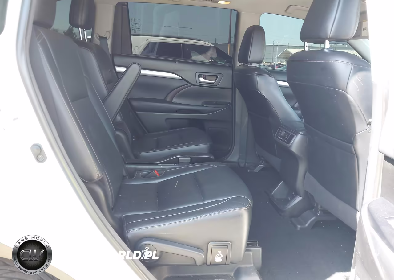 2018 Toyota Highlander Xle VIN:5TDKZRFH3JS281967 - 8