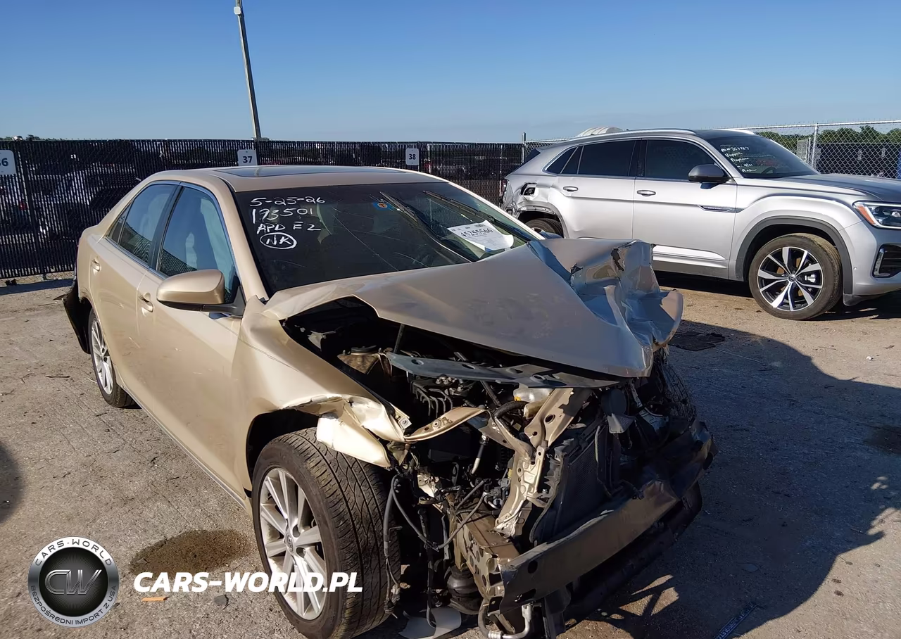 2012 Toyota Camry Xle – zdjęcie 1 z 13