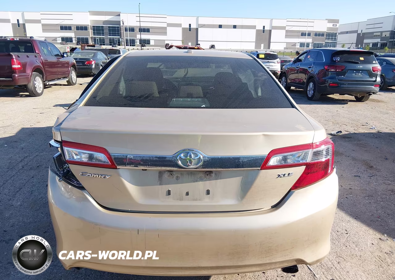2012 Toyota Camry Xle VIN:4T4BF1FK7CR160042 - 13