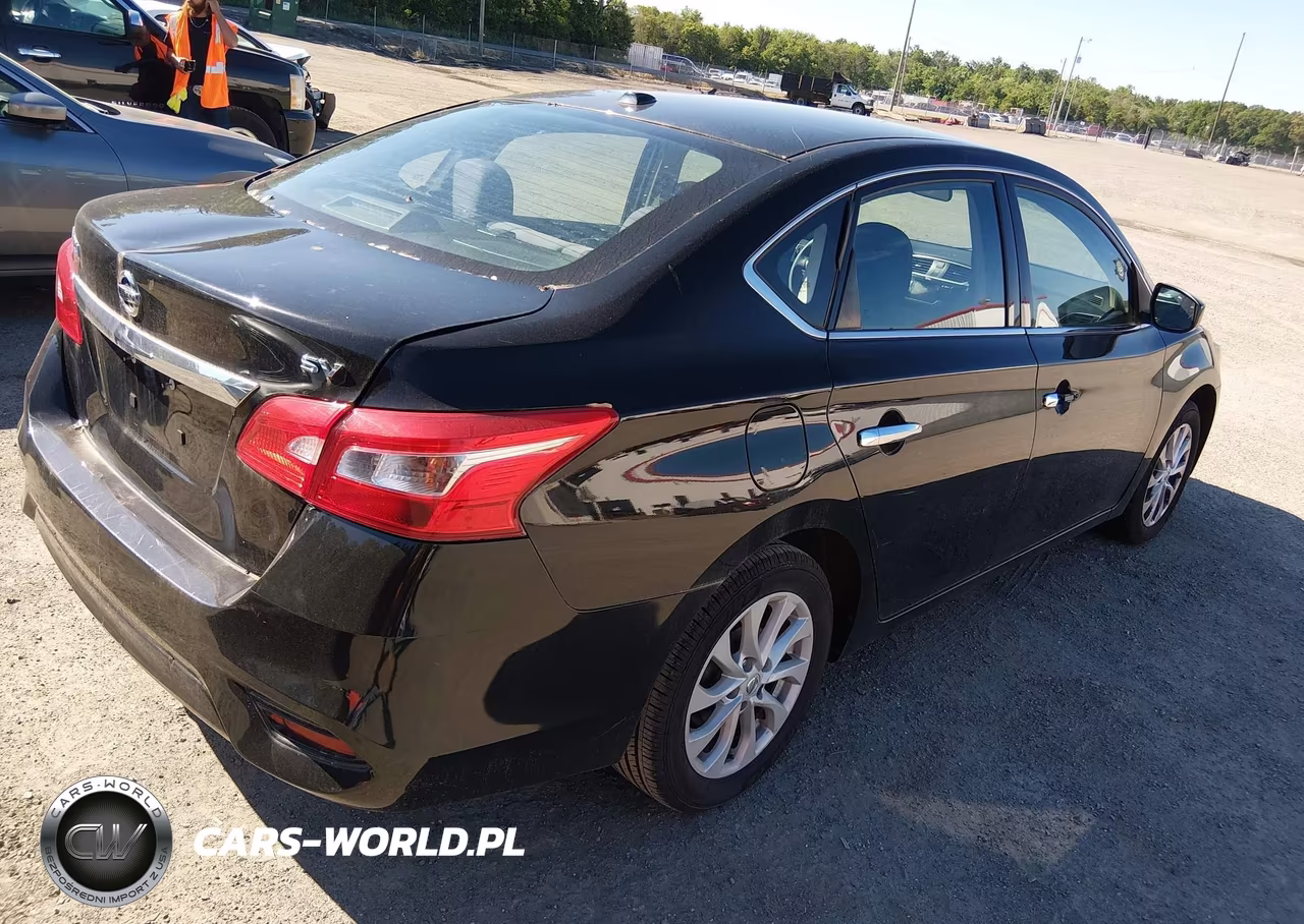 2018 Nissan Sentra Sv VIN:3N1AB7APXJL613415 - 4