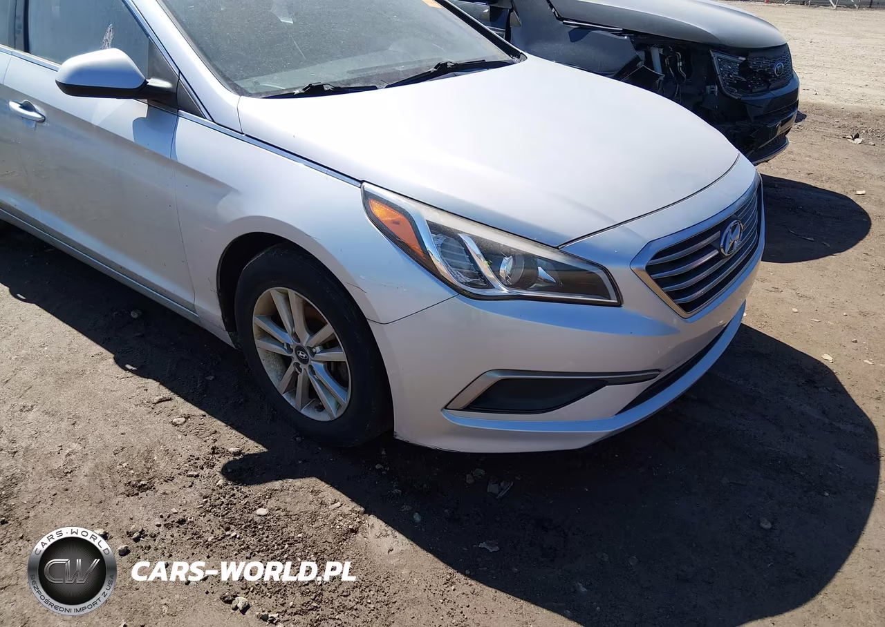 2016 Hyundai Sonata VIN:5NPE24AF2GH407213 - 13
