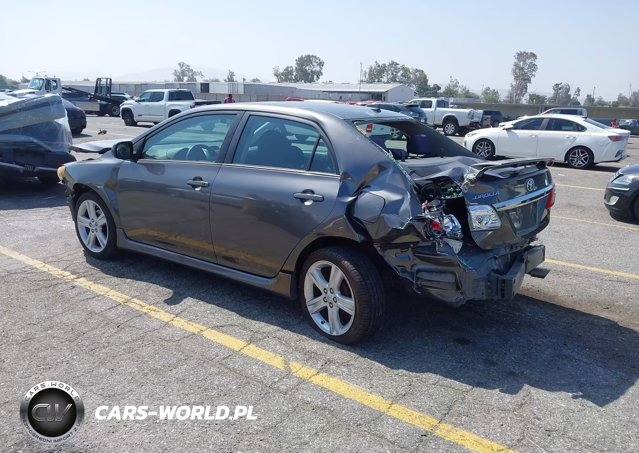 2013 Toyota Corolla S VIN:5YFBU4EE3DP102705 - 3