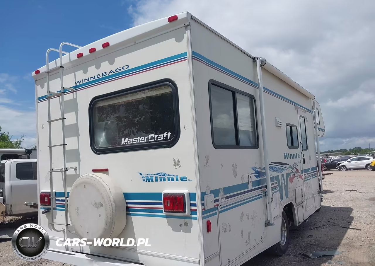 2000 Winnebago Minnie VIN:1FDWE30S5XHB98368 - 4