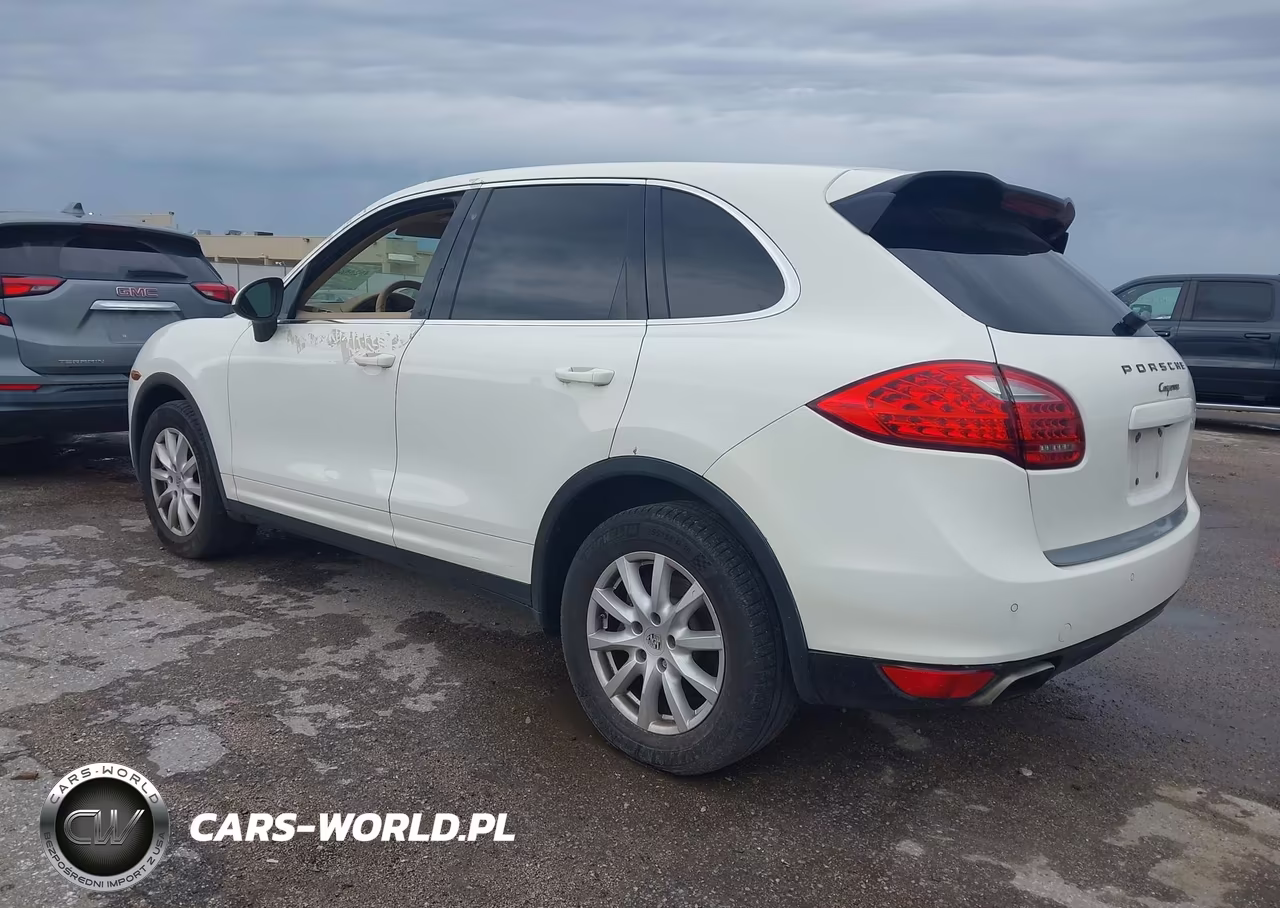 2012 Porsche Cayenne VIN:WP1AA2A24CLA04325 - 3