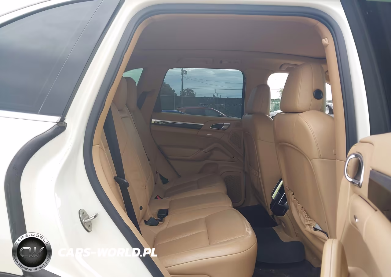 2012 Porsche Cayenne VIN:WP1AA2A24CLA04325 - 8