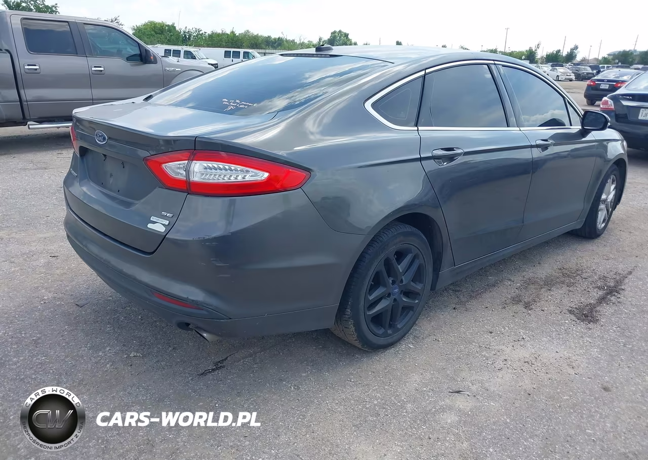 2015 Ford Fusion Se VIN:3FA6P0HDXFR132050 - 4