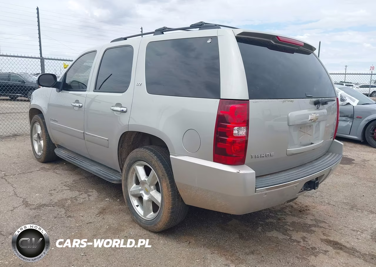 2009 Chevrolet Tahoe Ltz VIN:1GNFC33039R166950 - 3