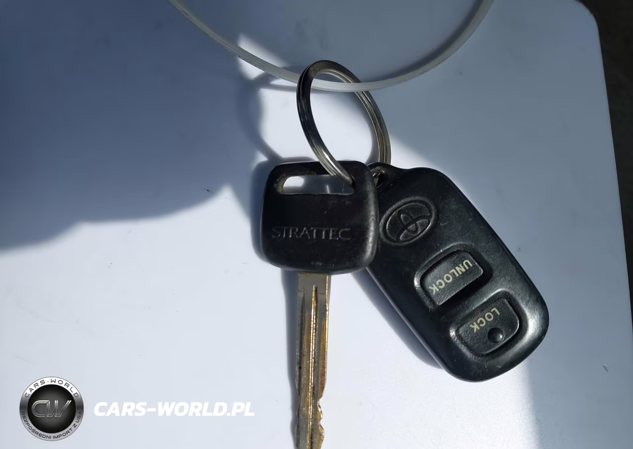 2003 Toyota Corolla Le VIN:1NXBR32E83Z062795 - 11