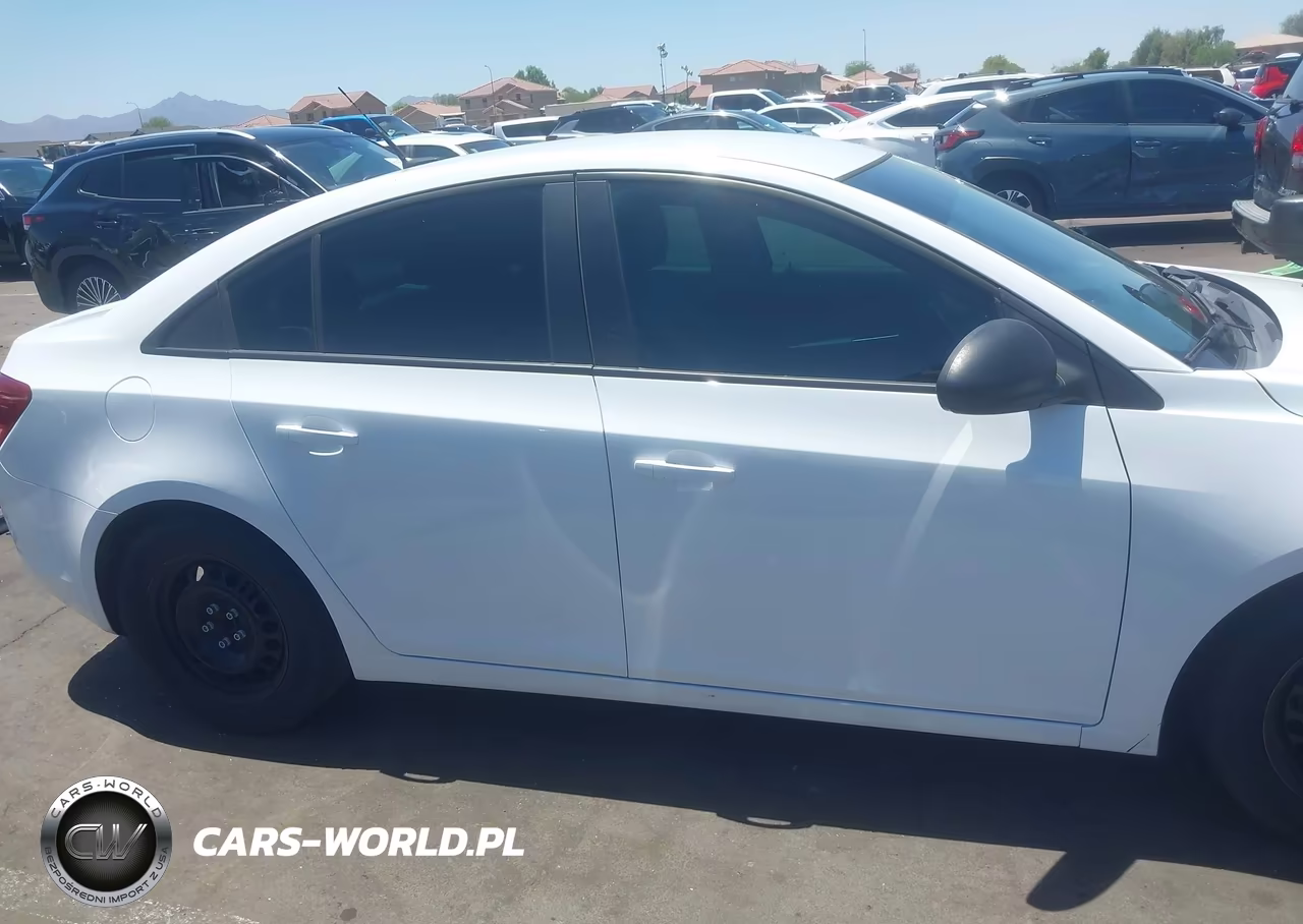 2014 Chevrolet Cruze Ls Auto VIN:1G1PA5SG9E7205455 - 13