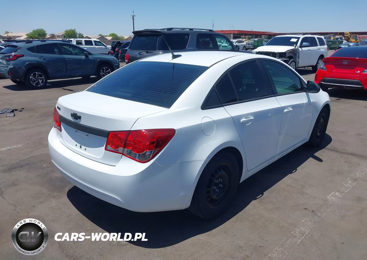 2014 Chevrolet Cruze Ls Auto VIN:1G1PA5SG9E7205455 - 4