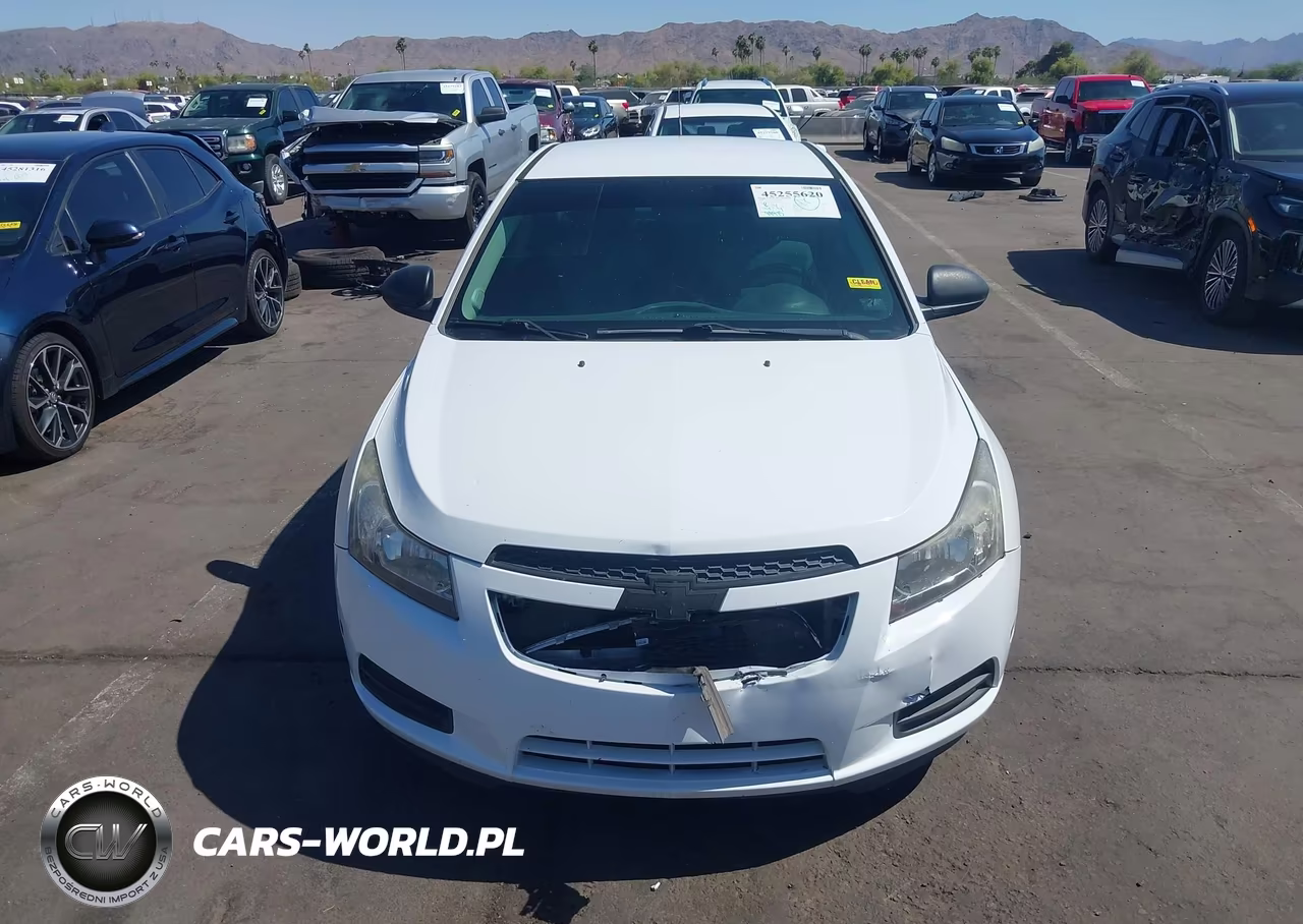 2014 Chevrolet Cruze Ls Auto VIN:1G1PA5SG9E7205455 - 6