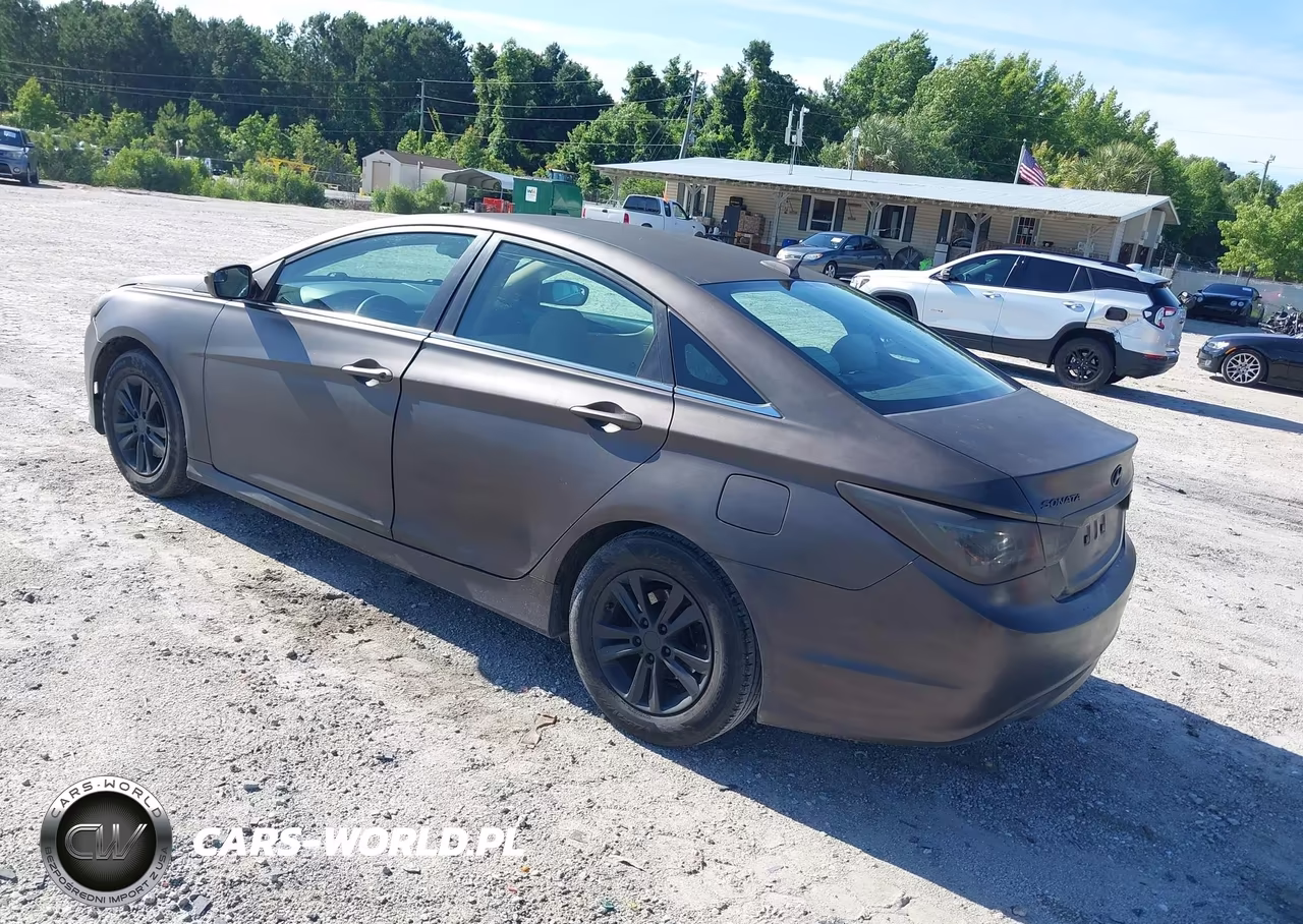 2014 Hyundai Sonata Gls VIN:5NPEB4AC3EH946605 - 3