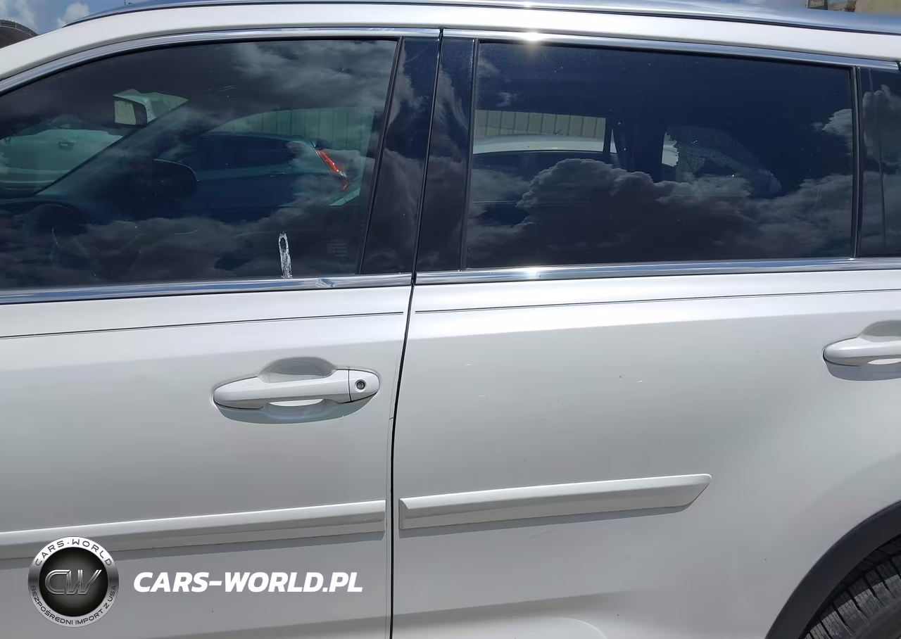 2015 Toyota Highlander Limited Platinum V6 VIN:5TDYKRFH3FS112523 - 14