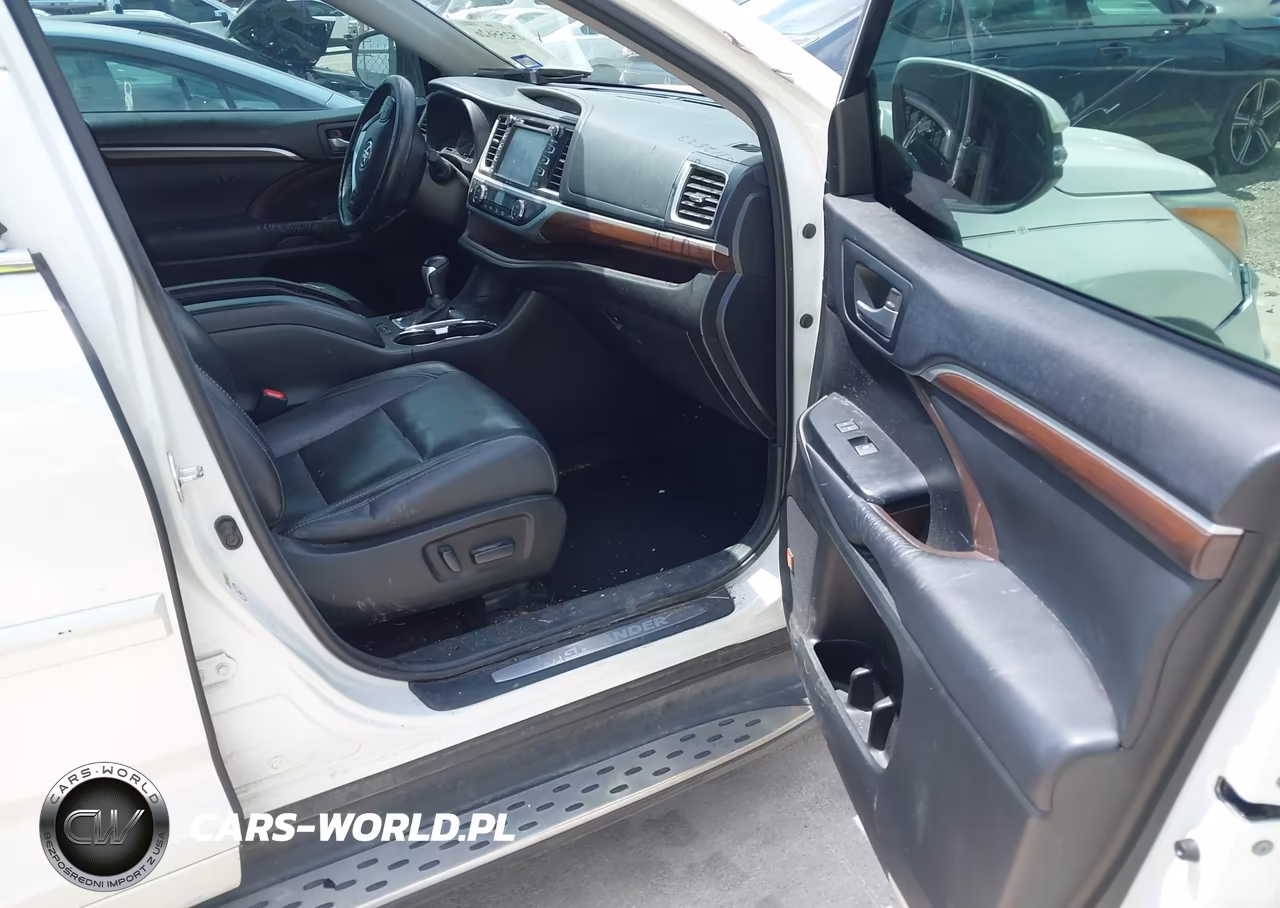 2015 Toyota Highlander Limited Platinum V6 VIN:5TDYKRFH3FS112523 - 5