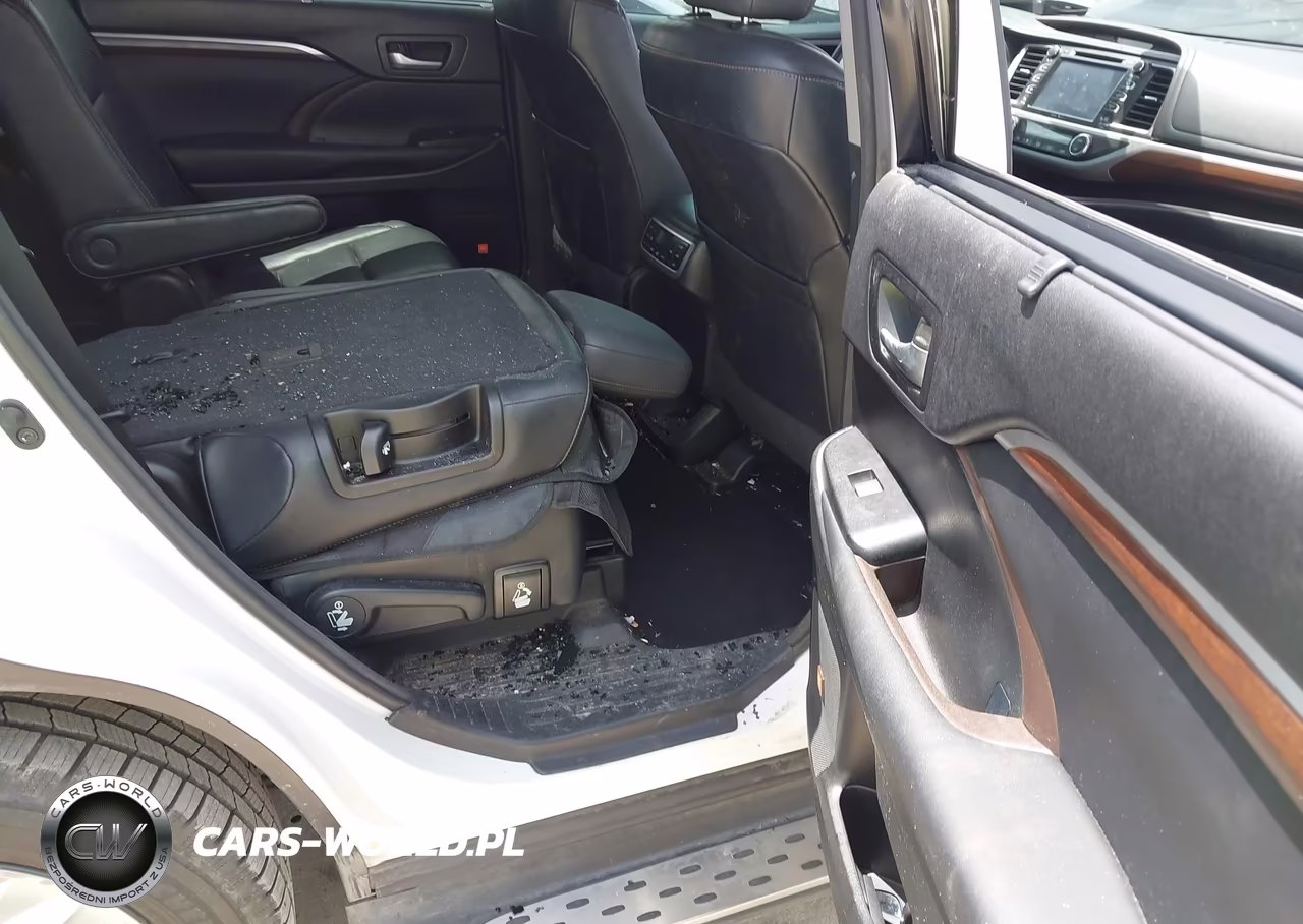 2015 Toyota Highlander Limited Platinum V6 VIN:5TDYKRFH3FS112523 - 8