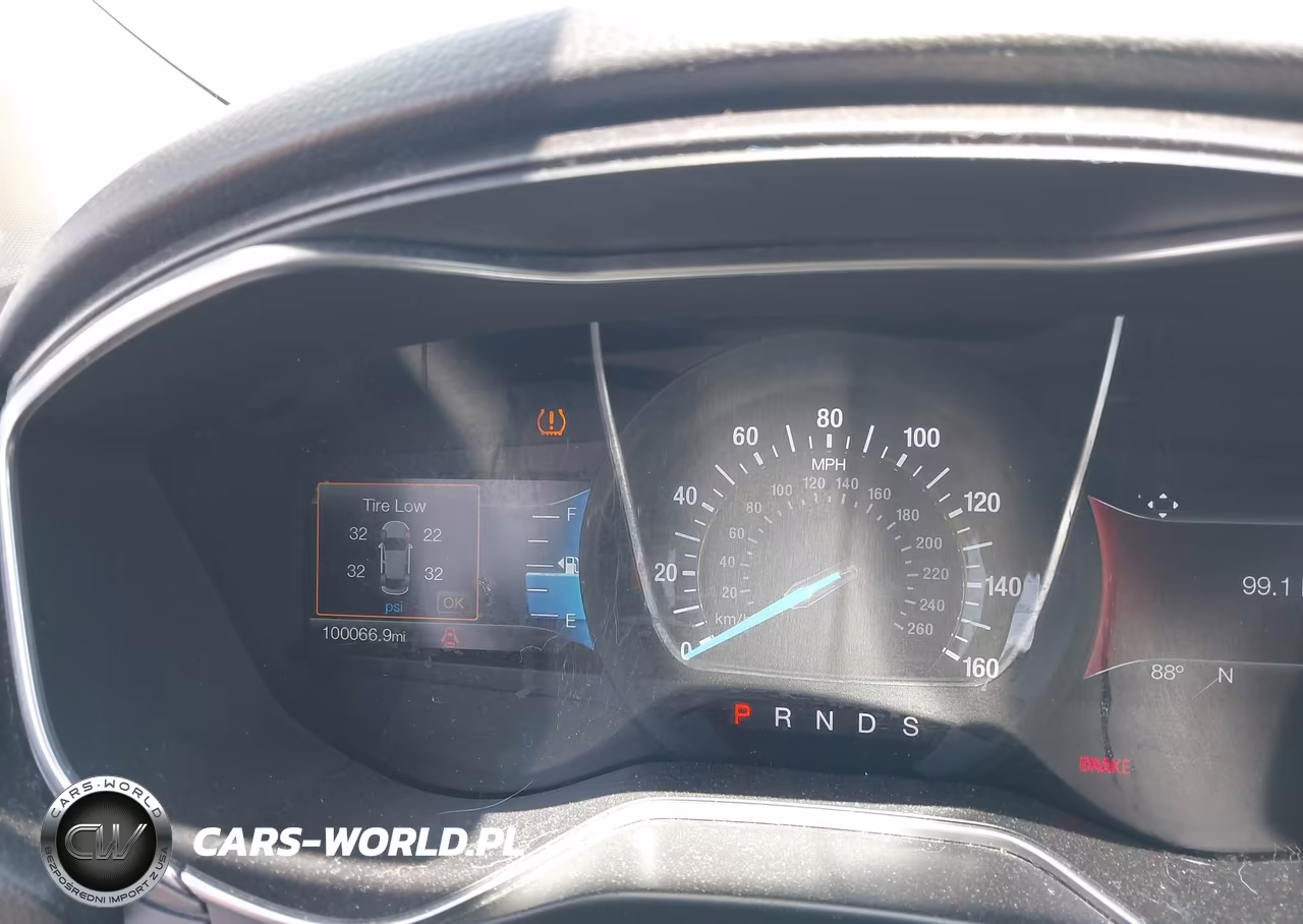 2018 Ford Fusion Titanium VIN:3FA6P0D93JR207133 - 7