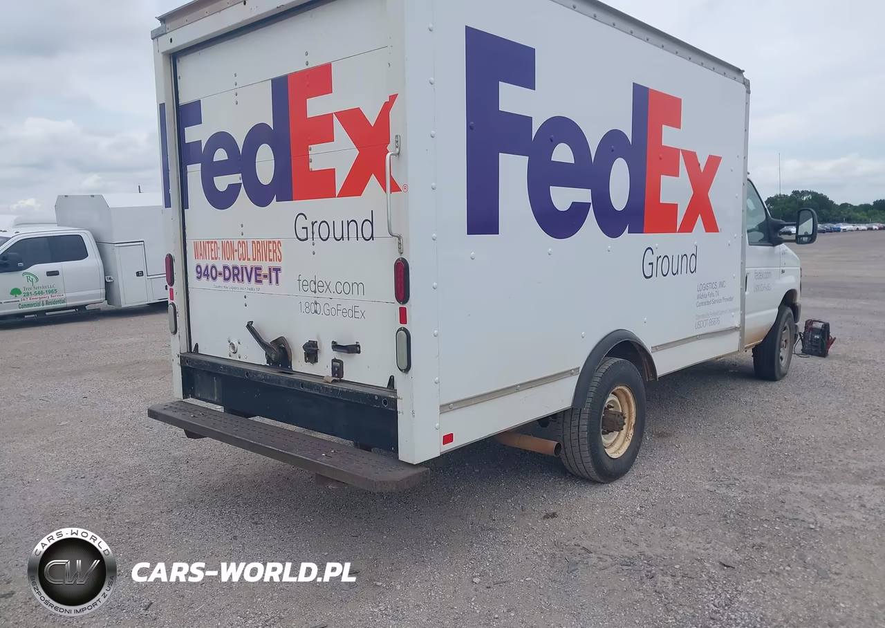 2014 Ford E-350 Cutaway VIN:1FDWE3FL0EDA56885 - 4