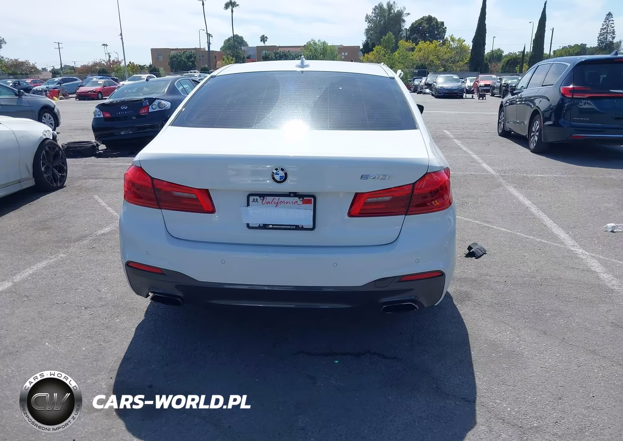 2018 BMW 540I VIN:WBAJE5C5XJWA96583 - 16
